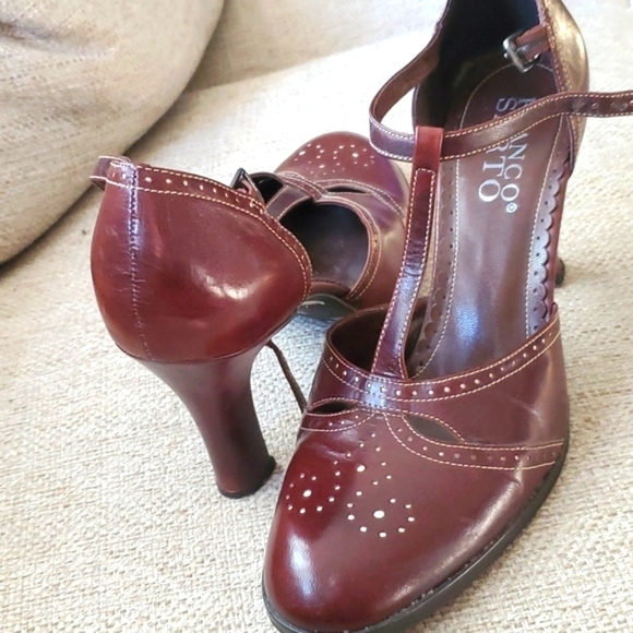 Franco Sarto Burgundy Heels - Picture 2 of 9